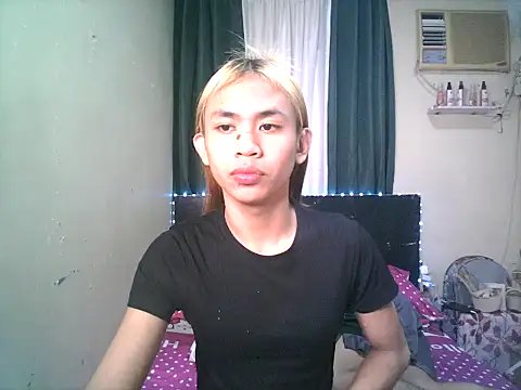 Snapshot of Sweet-shopia chatting on December 2025 05:28:02 PM Sweet-shopia online show from December 2025 05:28:02 PM