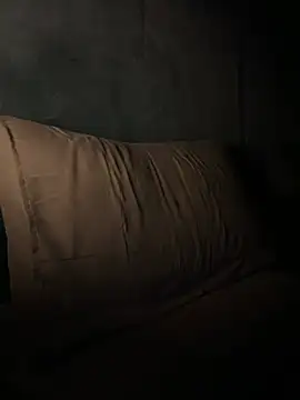 icefun1109 online show from April 2026 07:59:02 PM