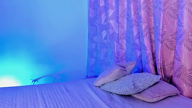 riley bensongh online show from November 2025 10:35:02 PM