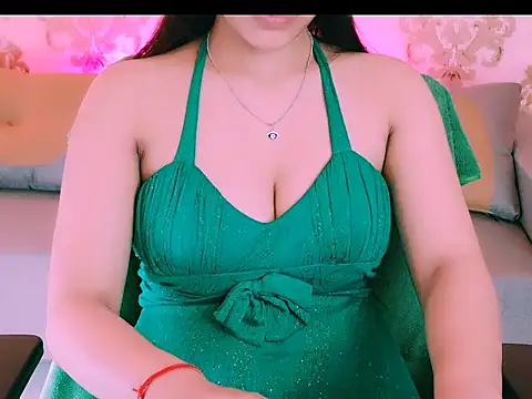 My Rose online show from October 2025 02:40:01 PM