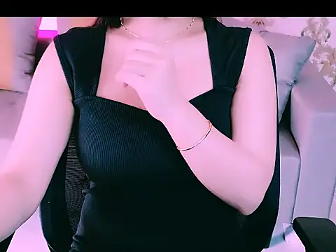 My Rose online show from December 2025 03:38:02 AM