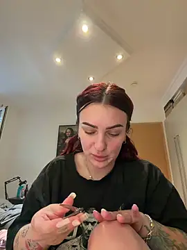 Snapshot of OliviaaFischer chatting on June 2026 12:16:02 PM OliviaaFischer online show from June 2026 12:16:02 PM