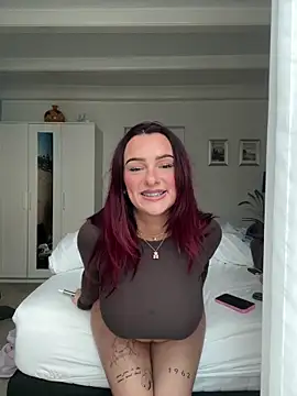 OliviaaFischer online show from March 2026 05:47:01 PM