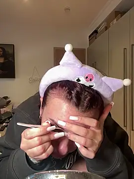 OliviaaFischer online show from March 2026 02:17:01 PM