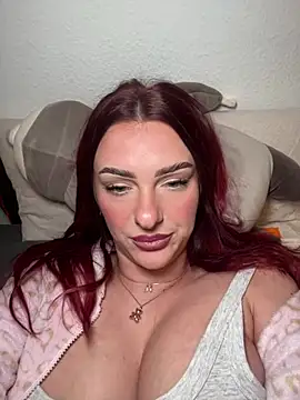 OliviaaFischer online show from March 2026 04:05:01 PM