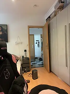 OliviaaFischer online show from April 2026 08:59:01 AM