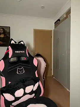 OliviaaFischer online show from April 2026 08:10:02 PM