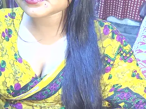 Nusrat Faria07 online show from November 2025 08:31:02 PM