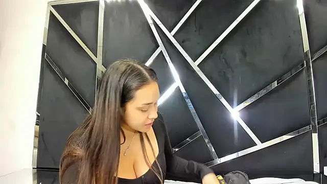 Noa Arez online show from February 2026 06:08:02 AM