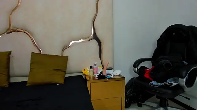 Snapshot of Noa_Arez chatting on September 2025 03:17:02 AM Noa Arez online show from September 2025 03:17:02 AM