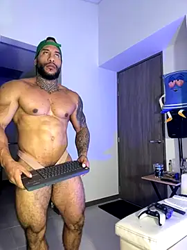 Andrew Johnnson online show from November 2025 12:03:02 AM