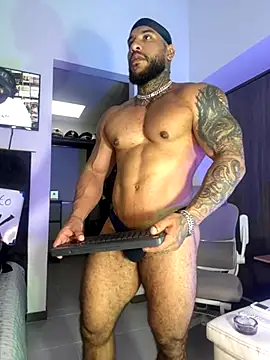 Andrew Johnnson online show from December 2025 07:04:01 PM