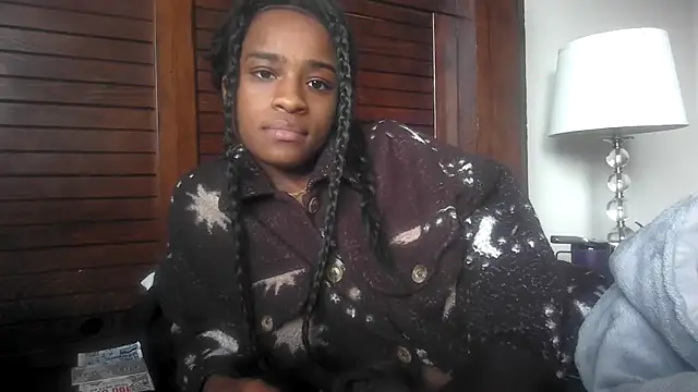 Marlowlovee online show from January 2026 08:47:01 PM