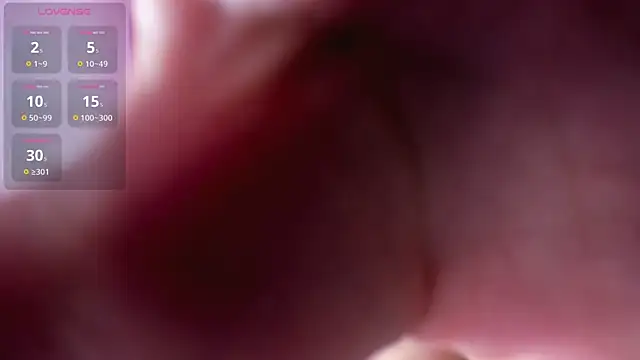  laaura  online show from September 2025 05:12:01 PM