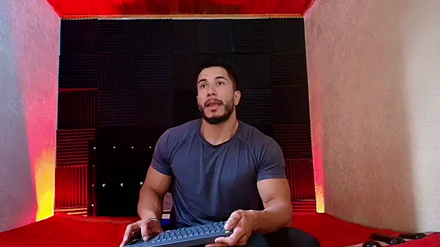 ZaneMaveric online show from July 2026 01:22:02 PM