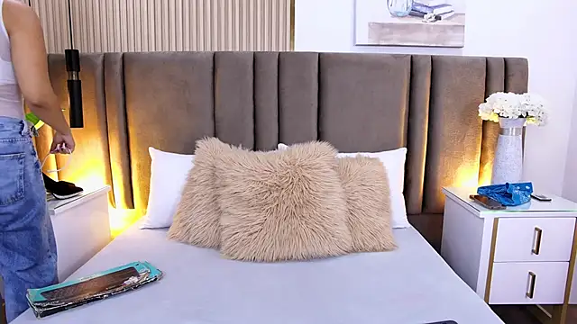 Lexxi gb online show from March 2026 08:18:01 PM