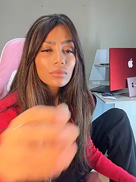 Sarajames online show from November 2025 03:27:01 PM