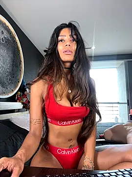 Sarajames online show from November 2025 02:10:01 PM