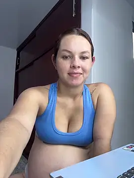 miacarrot online show from May 2026 03:00:02 PM