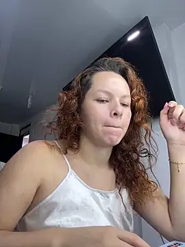 miacarrot online show from April 2026 03:36:01 PM