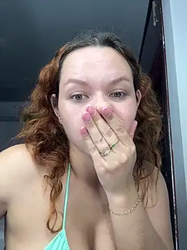 miacarrot online show from April 2026 04:09:02 PM