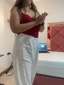 Snapshot of emma_hot2006 chatting on December 2025 04:01:02 PM emma hot2006 online show from December 2025 04:01:02 PM