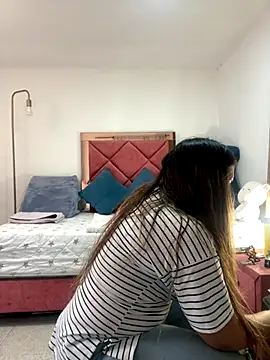 Snapshot of emma_hot2006 chatting on October 2025 05:02:01 PM emma hot2006 online show from October 2025 05:02:01 PM