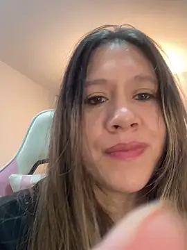 Snapshot of emma_hot2006 chatting on October 2025 02:49:01 PM emma hot2006 online show from October 2025 02:49:01 PM