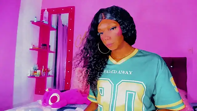 Snapshot of Sara_hot12112 chatting on February 2026 06:35:02 AM Sara hot12112 online show from February 2026 06:35:02 AM