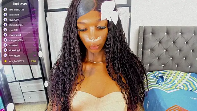 Snapshot of Sara_hot12112 chatting on October 2025 07:53:02 AM Sara hot12112 online show from October 2025 07:53:02 AM