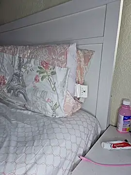 chicaenmascarada online show from September 2025 06:53:01 PM