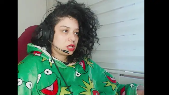Snapshot of miss_carmila1 chatting on September 2025 10:48:02 PM miss carmila1 online show from September 2025 10:48:02 PM
