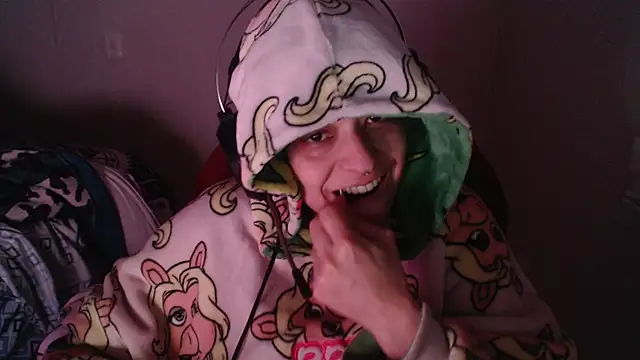 Snapshot of miss_carmila1 chatting on November 2025 12:27:02 AM miss carmila1 online show from November 2025 12:27:02 AM