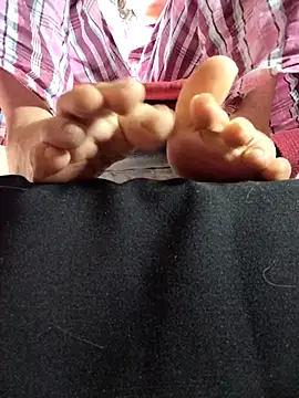 miss carmila1 online show from April 2026 06:22:01 PM