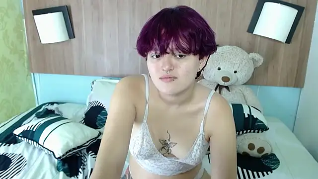 JadeAndJess  online show from September 2025 01:13:01 PM