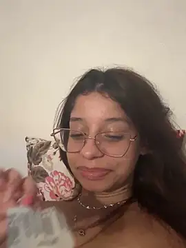 FadaPerigosa online show from April 2026 02:40:02 AM