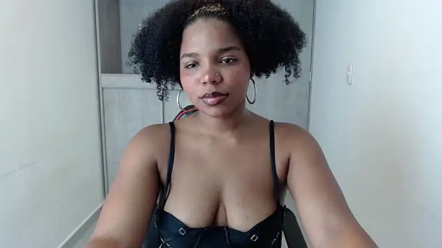 Chanell mina online show from September 2025 03:05:01 AM