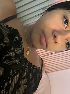 LilybethGray online show from April 2026 12:13:02 AM