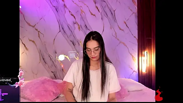 Emmiicute online show from February 2026 08:27:02 PM