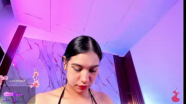 Emmiicute online show from March 2026 08:46:02 PM