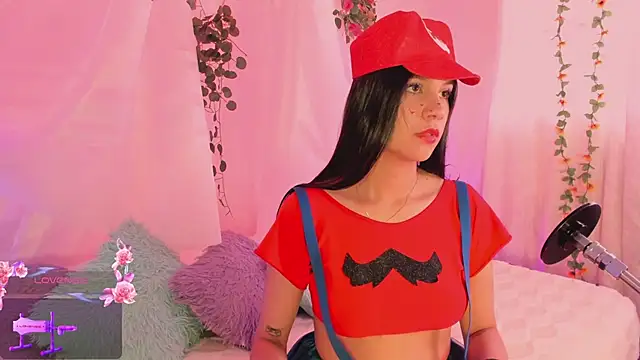 Emmiicute online show from November 2025 08:42:02 PM