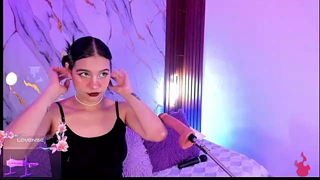 Emmiicute online show from March 2026 08:21:01 PM