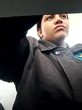 Snapshot of Velvet_24 chatting on October 2025 06:20:01 PM Velvet 24 online show from October 2025 06:20:01 PM