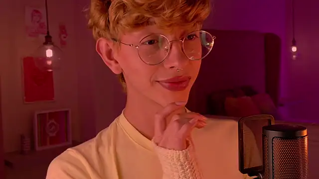 imDamiano online show from November 2025 09:18:01 PM