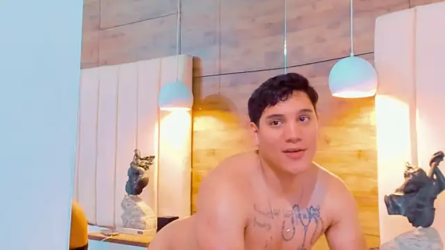 RaymondMorris online show from October 2025 04:16:02 AM