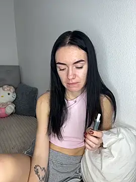 Snapshot of karrr__aaa chatting on November 2025 09:25:01 PM karrr aaa online show from November 2025 09:25:01 PM