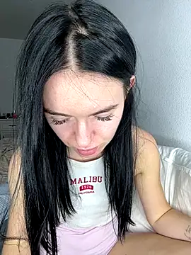 Snapshot of karrr__aaa chatting on November 2025 09:40:02 PM karrr aaa online show from November 2025 09:40:02 PM