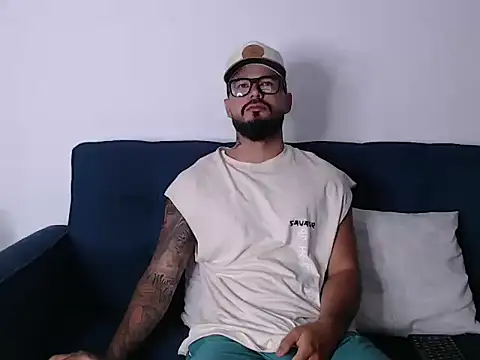 Snapshot of Eric_Evans1 chatting on November 2025 10:47:02 AM Eric Evans1 online show from November 2025 10:47:02 AM