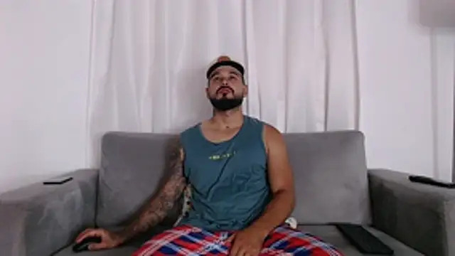 Snapshot of Eric_Evans1 chatting on November 2025 03:21:02 AM Eric Evans1 online show from November 2025 03:21:02 AM