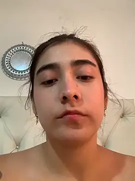 miaftmax online show from November 2025 06:44:01 PM